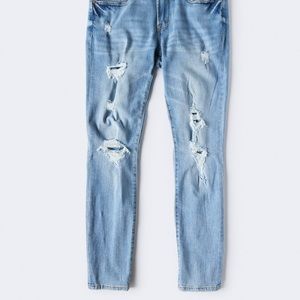 NWOT Aeropostale skinny jeans.